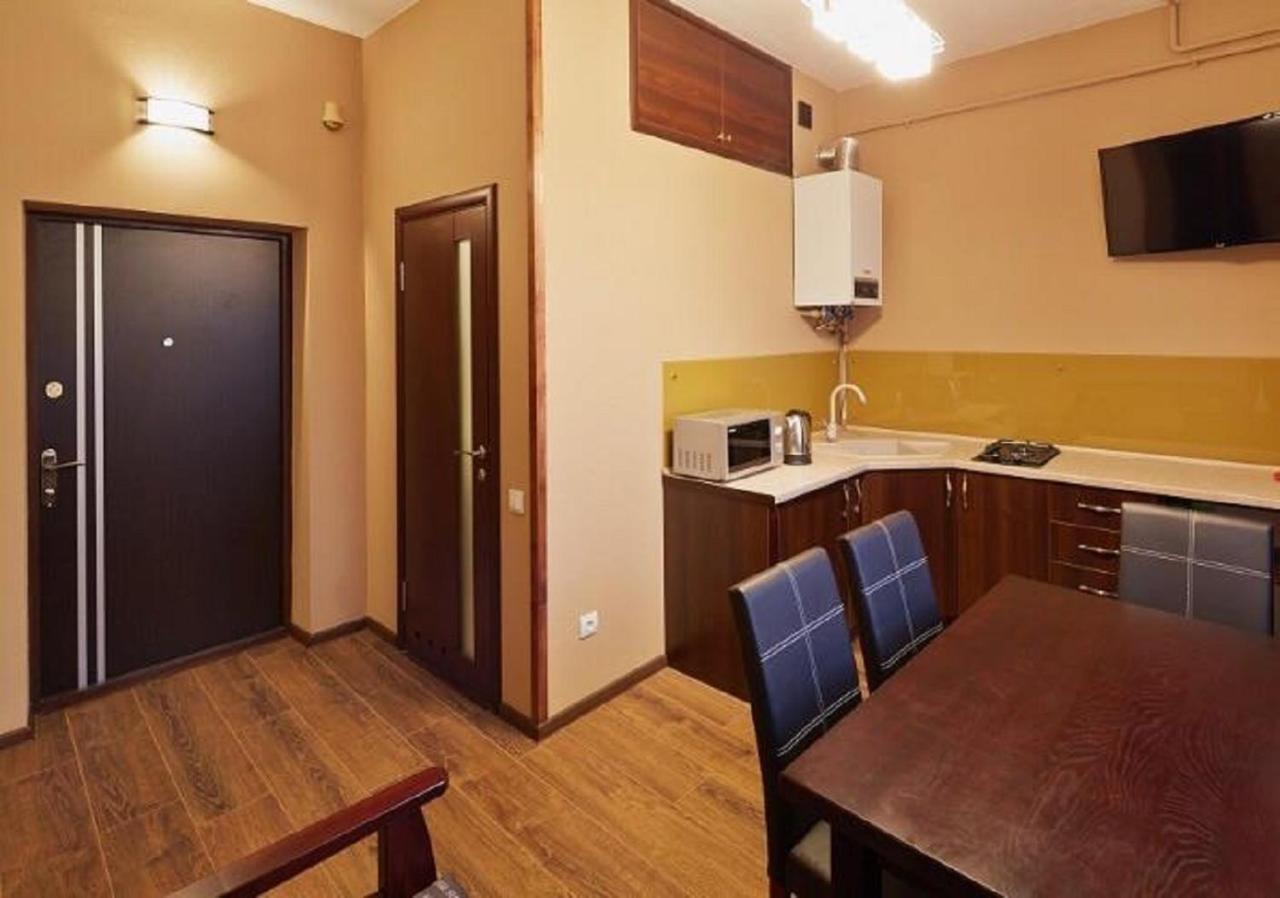 Apartment On Lychakivska 利沃夫 外观 照片